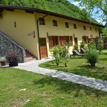 Pocitniska Hisa Lazar Guest house