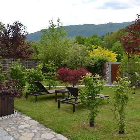 Pocitniska Hisa Lazar 3*