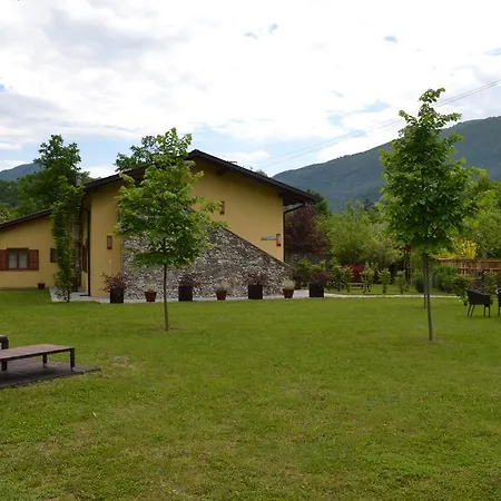 Guest house Pocitniska Hisa Lazar