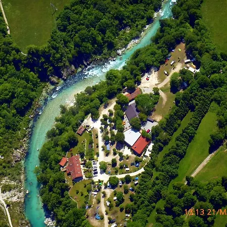 Gasthuis Pocitniska Hisa Lazar Kobarid