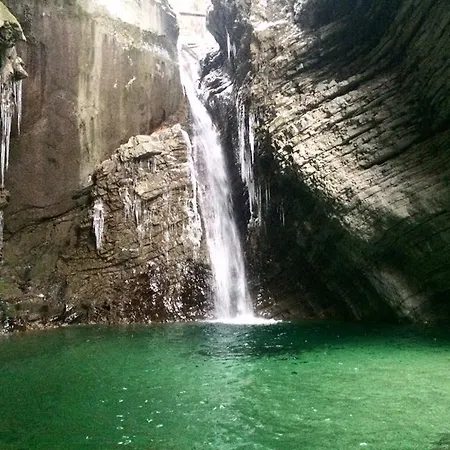 Pocitniska Hisa Lazar بيت ضيافة *