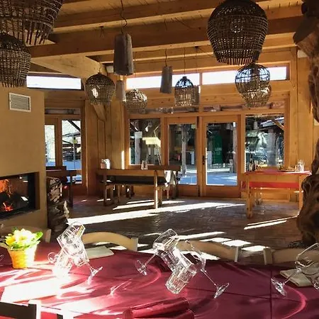 Pocitniska Hisa Lazar بيت ضيافة كوباريد
