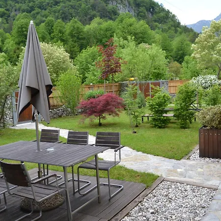 Pocitniska Hisa Lazar Guest house *