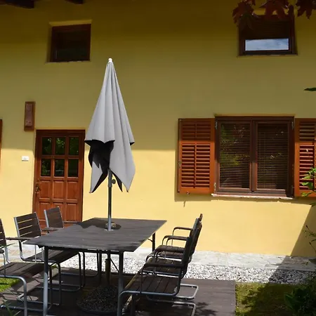 Pocitniska Hisa Lazar Guest house